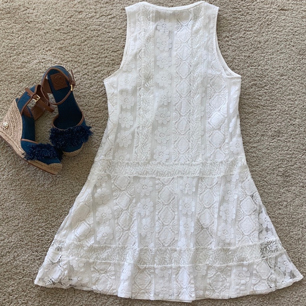 Esley White Lace Dress - Picture 5 of 7